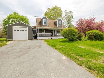 323 Warhurst Ave