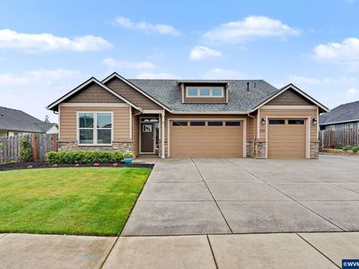 231 NE Alder Way