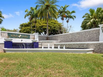 9660 S Belfort Cir #207
