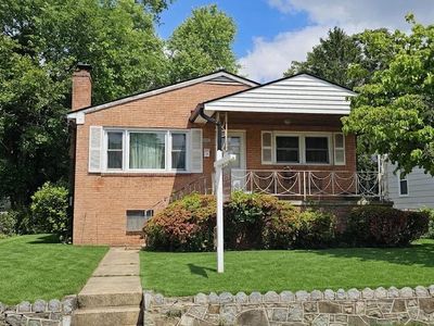 Property at 6402 Gateway Blvd, District Heights, MD