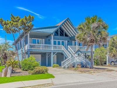4801 Lake Dr.