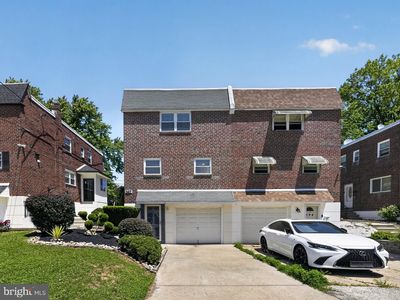 327 Nandina St