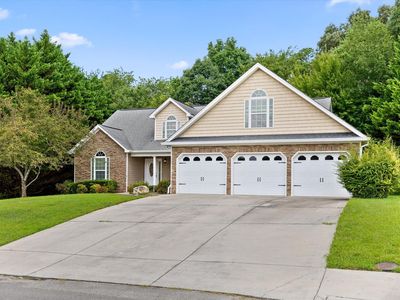 322 Peachtree Cir