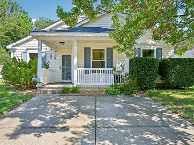 4841 Silverdene St