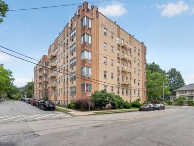 19 Lyons Ave #204