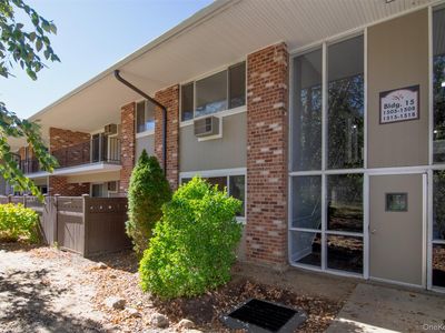 1516 Old Country Road