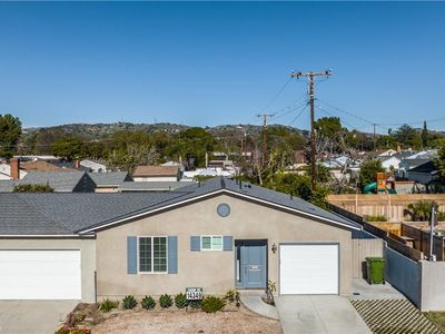 8638 Calmosa Ave