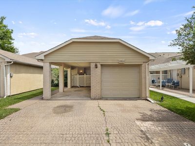2504 Brook Hollow Ct
