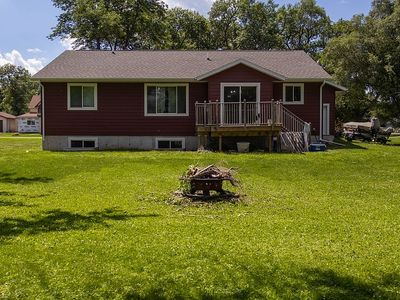 Property at 105 S Pine St, Henry, SD