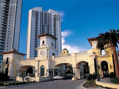 2747 Paradise Rd Unit 801