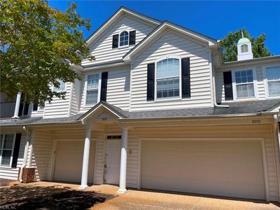 2820 Majestic Oak Ct