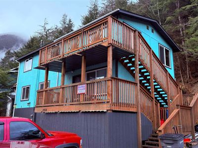 1904 Cascade Creek Rd