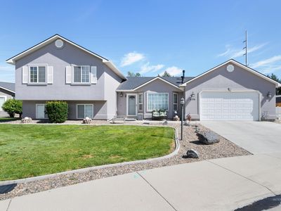 4336 W Niemann Dr