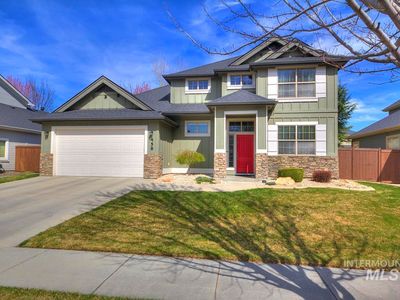 458 W Valentino St