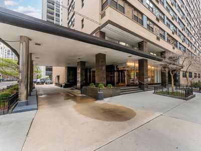 850 N Dewitt Pl APT 13E