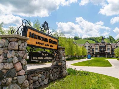 2780 Boyne Mountain Rd #166