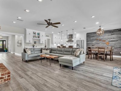 107 Countri Ln