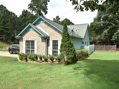 Property at 749 Shelby Forest Trl, Chelsea, AL