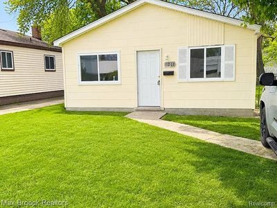 11268 Dodge Ave
