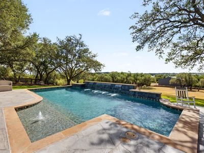 Property at 607 Bending Oak Dr, Dripping Springs, TX