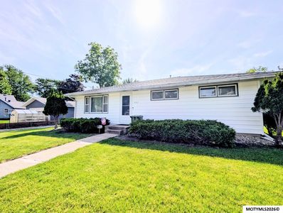 302 Patten Ave