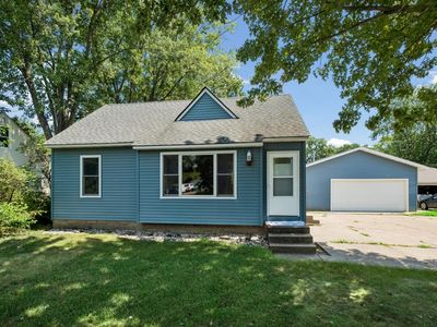 14 Pine Dr