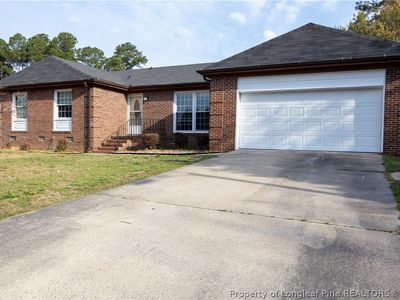 7004 Kittridge Dr