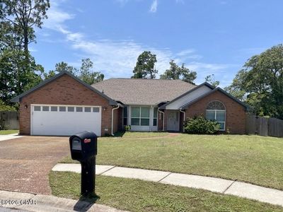 6836 Forsythe Dr