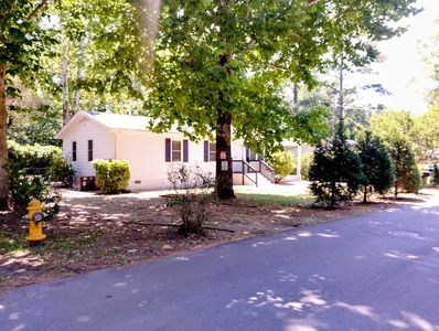 228 Short St