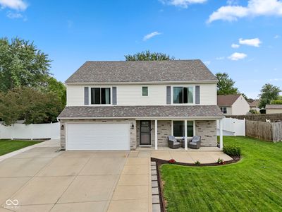 435 Lake Shore Ct