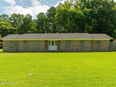 955 Clara Rd