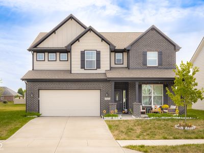 5717 Lauren Ln