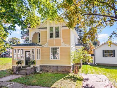 Property at 411 E B St, Iron Mountain, MI