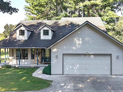 Property at 162 Cheryl Dr, Midland, MI