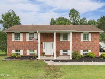 325 Navaho Dr