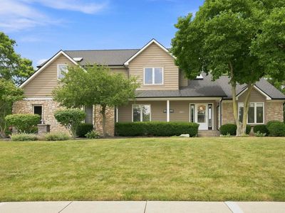 1817 Woodland Lake Pass