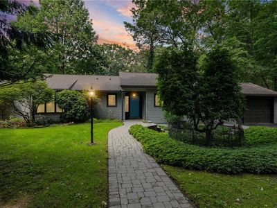 354 Oakridge Dr