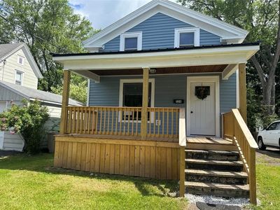 526 W Lake Ave