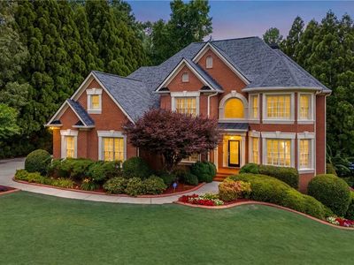 2359 Glenmore Ln