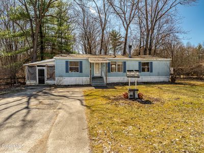 Property at 7 Oak Avenue, Malta, NY