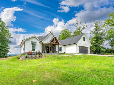 100 W Hawkview Pl