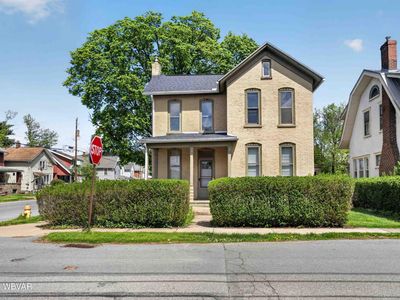 301 Adams St
