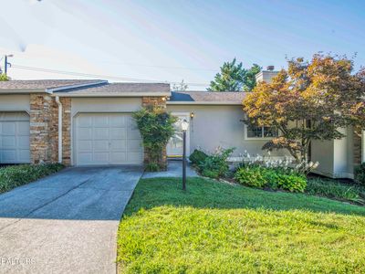 1610 Stone Hedge Dr