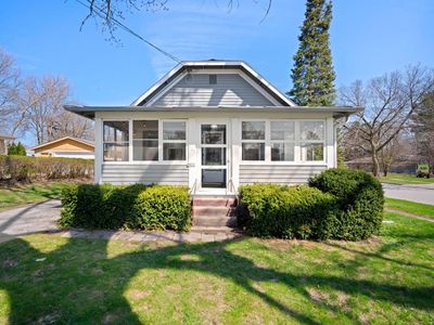 2011 Highland AVENUE