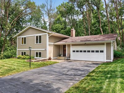 Property at 5595 Wedgewood Dr, Shorewood, MN