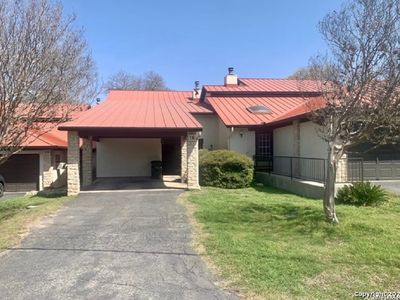 195 Gallagher Dr #18