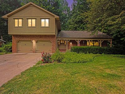 4410 Laurel Dr