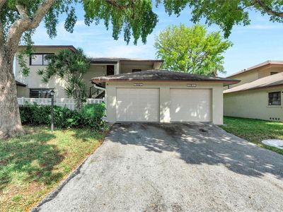 1759 NE 39th Ct APT 1301