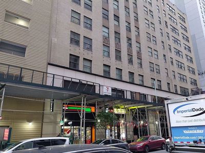 88 Greenwich St APT 1122