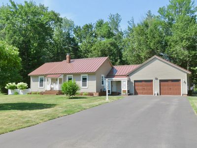 33 Oak Wood Drive